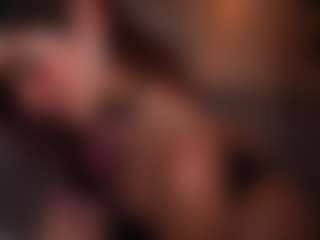 Live cam show with Aylin Millerxs - Average on PervPlay.com