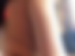 fallinloveluna's Live Sex Cam Show