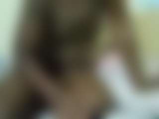Live cam show with Sella-bella - Facial on Dolls Live