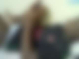 Live cam show with Sella-bella - Public Ebony on Camsoda