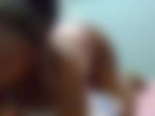 Live cam show with Sella-bella - Public Black on Milfs Live