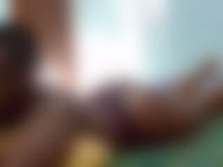 Live cam show with Sella-bella - Ass Clapping on hrnylive.com