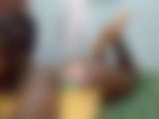 Live cam show with Sella-bella - Public Black on milfzrlive.com