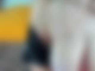 Show de cam sexual en vivo de IzabelleCole