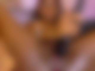 Live cam show with SARA - Spank on liverealitysex.com