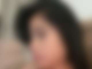 Thalia Fernandez's Live Sex Cam Show