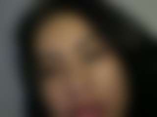 Live cam show with Thalia Fernandez - Asian Petite on Camming Site
