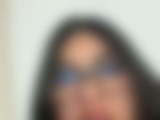 Thali's Live Sex Cam Show