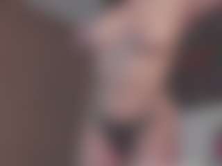 Isabela ⭐'s Live Sex Cam Show