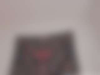 Live cam show with Isabela - Brown Eyes Brown Hair on Strip Flash - Live Sex Shows