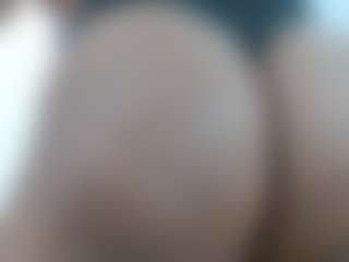 Live cam show with kimaralion - Black MILF on Hubzter Live