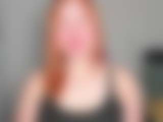 Live cam show with LaylaxCute - British on anonymated.com