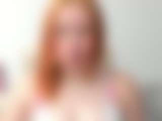 Live cam show with LaylaxCute - British on hrnylive.com