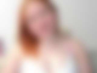 Live cam show with LaylaxCute - Cfnm on Free Soda