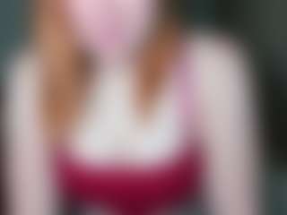 Live cam show with LaylaxCute - British on Camsoda