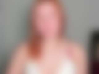Live cam show with LaylaxCute - Cbt on Stripli.com