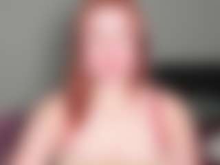 Live cam show with LaylaxCute - Red Hair MILF on Soda Cam