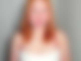 Live cam show with LaylaxCute - Living Room on xfollow cams