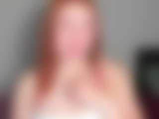 LaylaxCute's Live Sex Cam Show