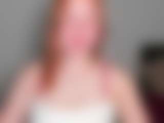 Live cam show with LaylaxCute - Slave on Cam Slut