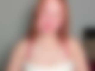 Live cam show with LaylaxCute - Fantasy on intimatelivegirls.com