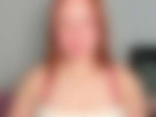 Live cam show with LaylaxCute - Sph on Cam Slut