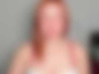 Live cam show with LaylaxCute - Bedroom Red Hair on Strip Flash - Live Sex Shows