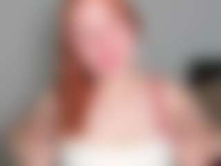 LaylaxCute's Live Sex Cam Show