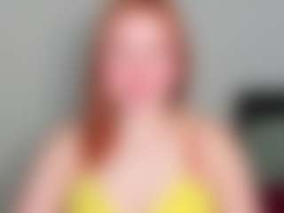 Live cam show with LaylaxCute - Red Hair on Camsoda