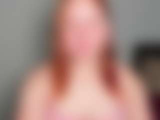 Live cam show with LaylaxCute - College MILF on Camsoda