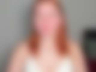 Live cam show with LaylaxCute - Red Hair on Milfs Live