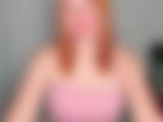 Live cam show with LaylaxCute - Red Hair MILF on xblisslive.com