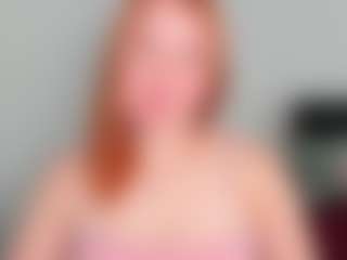 Live cam show with LaylaxCute - Bedroom Red Hair on Camsoda
