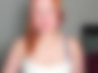 Live cam show with LaylaxCute - Red Hair on Camsoda