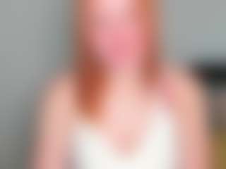 Live cam show with LaylaxCute - Petite MILF on camwithhim.com