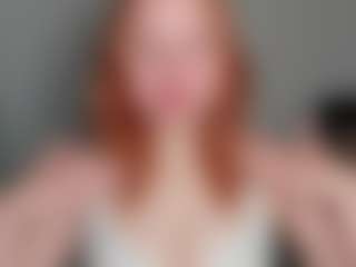 Live cam show with LaylaxCute - Domina on Streamer API