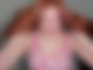 Live cam show with LaylaxCute - College MILF on TastyBlacksLive