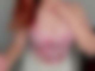 LaylaxCute's Live Sex Cam Show