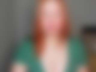 Live cam show with LaylaxCute - Red Hair on Hubzter Live