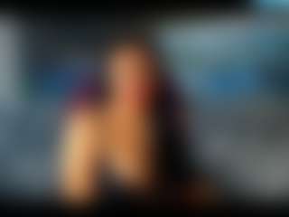 Live cam show with MoistMady - Thong on CamClone