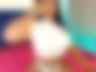 Live cam show with Latin-nata - Morena on madthumbs