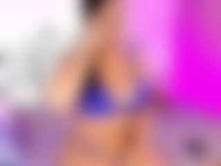 Show in cam erotica live di Latin-nata