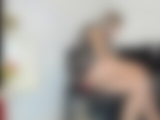 adelina18's Live Sex Cam Show