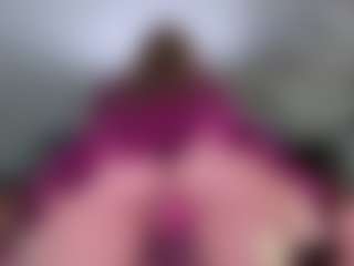 Live cam show with Violet Fugazzi - Princess on Chatstar