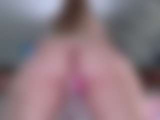 Violet Fugazzi MILF webcam performer live streaming