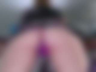 Live cam show with Violet Fugazzi - Girly on Camsoda