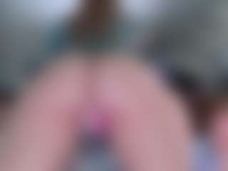 Live cam show with Violet Fugazzi - Brown Eyes Blonde Hair on Camsoda