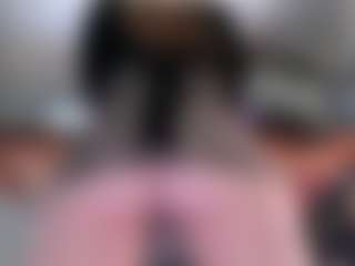 Live cam show with Violet Fugazzi - Gamer Blonde Hair on sexylive.show