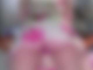 Live cam show with Violet Fugazzi - Canadian on TastyBlacksLive | canada