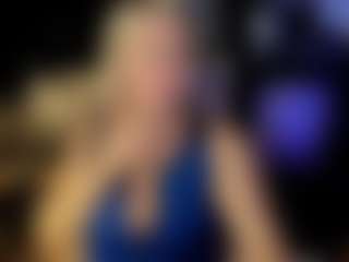 Live cam show with YolandaKiss - Mature on MyBangCams